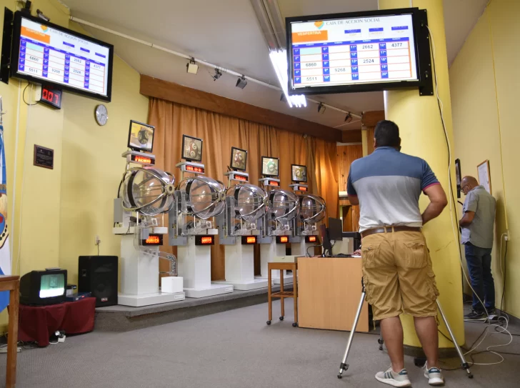 CAJ: ampliarán la sala de sorteos para que más gente presencie la actividad CAJ: ampliarán la sala de sorteos para que más gente presencie la actividad