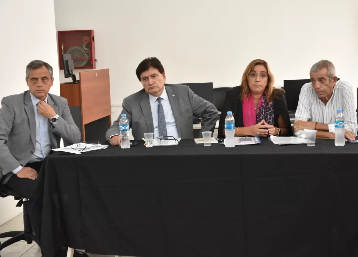 Hay 5 comunas que pueden tener otra fecha electoral Hay 5 comunas que pueden tener otra fecha electoral