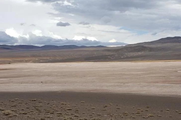 Ley riojana que regula el litio genera alarma en el Gobierno y empresarios