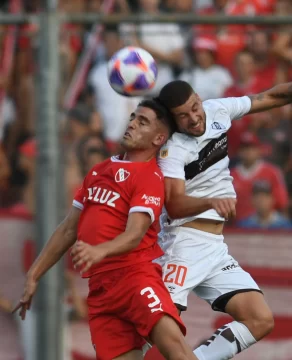 Golpe del Calamar ante Independiente Golpe del Calamar ante Independiente