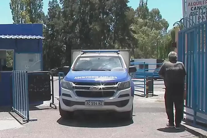 Asesinan de 11 tiros a un concejal del FdT en Buenos Aires, frente a su pareja