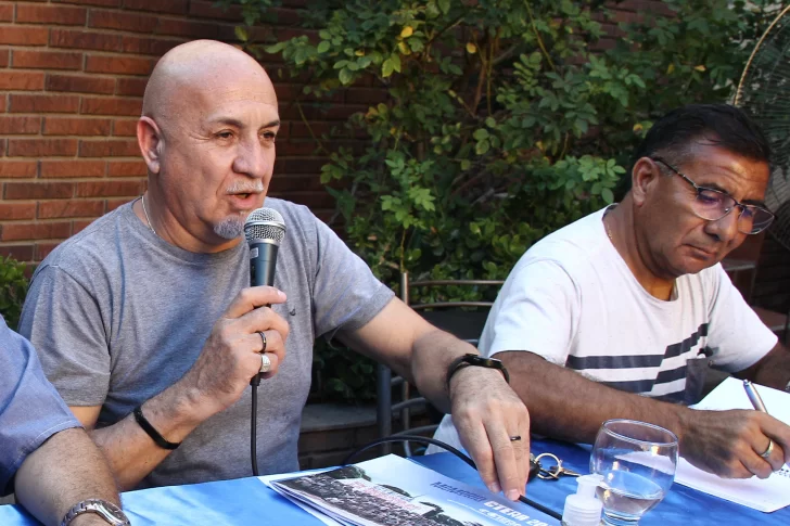 Impugnaciones cruzadas entre los dos rivales en un momento clave de UDAP