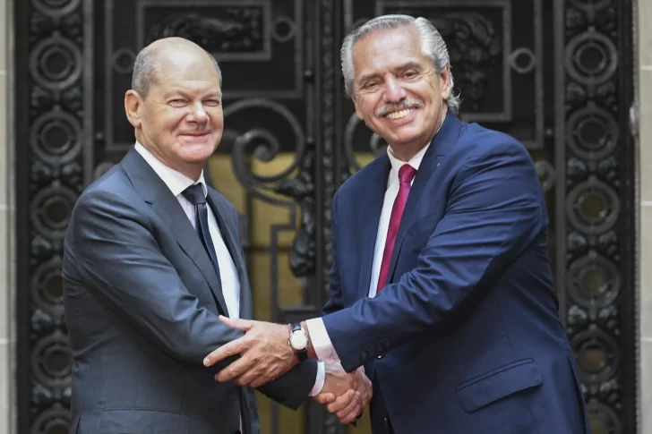 Alberto y el canciller de Alemania trazaron negocios energéticos