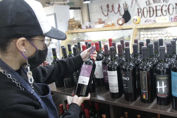 Por segundo año cayó el consumo de vinos en el mercado interno, ahora 1,3%