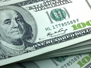 El dólar blue aumentó 1 peso, cotiza a $380, y el Banco Central vendió millones de dólares El dólar blue aumentó 1 peso, cotiza a $380, y el Banco Central vendió millones de dólares
