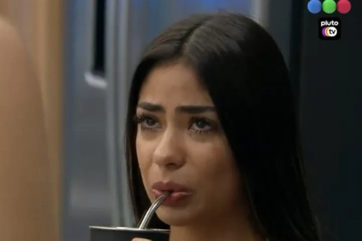 Denuncian maltrato animal en Gran Hermano: Daniela pateó a uno de los cachorros