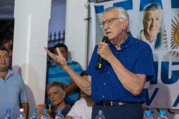 José Luis Gioja: “Avanzamos bastante para integrar el Frente San Juan por Todos” José Luis Gioja: “Avanzamos bastante para integrar el Frente San Juan por Todos”