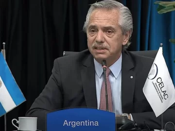 Alberto Fernández en la apertura de la cumbre de la CELAC: “La democracia está en riesgo” Alberto Fernández en la apertura de la cumbre de la CELAC: “La democracia está en riesgo”