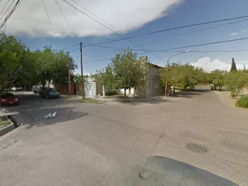 Hallaron una camioneta abandonada que tenía pedido de secuestro de Mendoza Hallaron una camioneta abandonada que tenía pedido de secuestro de Mendoza