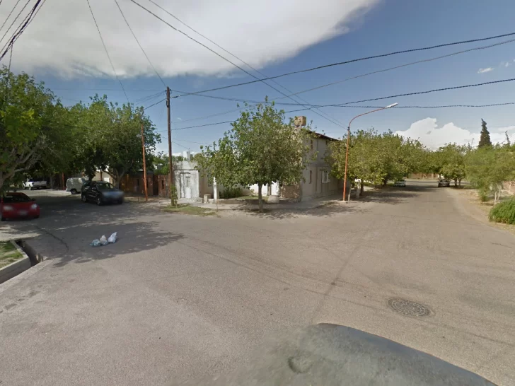 Hallaron una camioneta abandonada que tenía pedido de secuestro de Mendoza Hallaron una camioneta abandonada que tenía pedido de secuestro de Mendoza