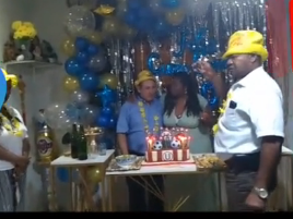 Confundió petardo con velita de torta y casi termina con el cumpleañero Confundió petardo con velita de torta y casi termina con el cumpleañero