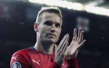 El futbolista checo Jakub Jankto reveló que es gay: “No quiero esconderme más tiempo” El futbolista checo Jakub Jankto reveló que es gay: “No quiero esconderme más tiempo”