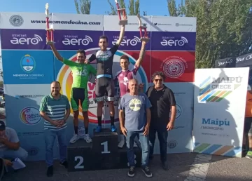 Un cordobés ganó la etapa de la Vuelta de Mendoza que sigue liderando el SEP sanjuanino Un cordobés ganó la etapa de la Vuelta de Mendoza que sigue liderando el SEP sanjuanino