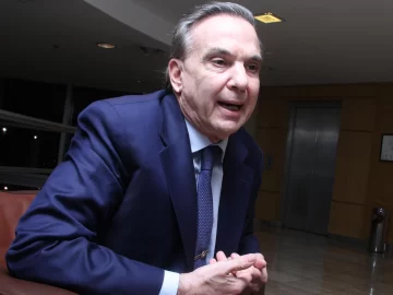 Pichetto: “El Ministerio de la Mujer está en manos de una chica que es lesbiana, podrían haber puesto a una mujer”