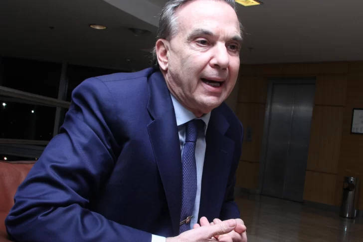 Pichetto: “El Ministerio de la Mujer está en manos de una chica que es lesbiana, podrían haber puesto a una mujer”