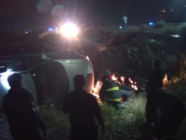 Vuelco fatal en Chimbas: reportan una persona fallecida Vuelco fatal en Chimbas: reportan una persona fallecida