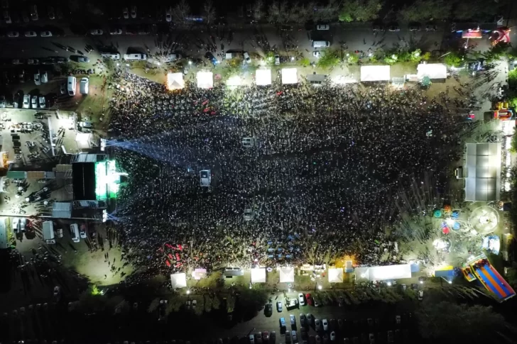 [FOTOS] Una multitud vibró con el regreso de la Fiesta de Ullum y su Espejo