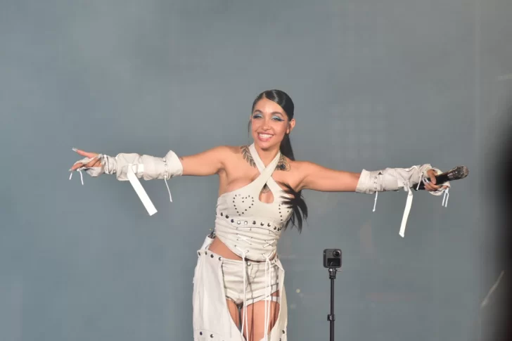 [FOTOS] María Becerra cerró su Animal Tour ante una multitud en San Juan