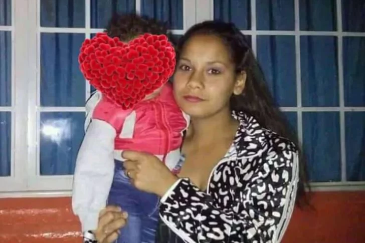 Falleció la joven arrollada por un camión en La Bebida y su hijita sigue peleando por su vida