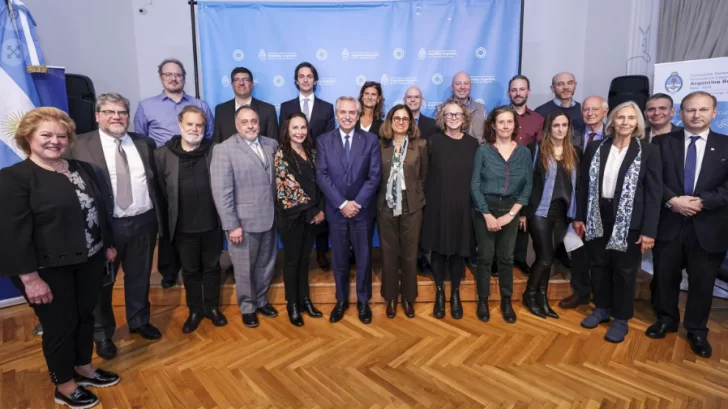 El Presidente mantuvo encuentros con un matemático, académicos, Segal e inversores en Nueva York El Presidente mantuvo encuentros con un matemático, académicos, Segal e inversores en Nueva York