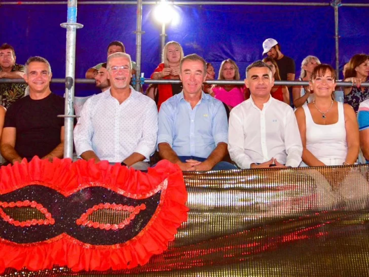 Guevara a Martín: “Mientras está en el carnaval, en el departamento no hay salas velatorias” Guevara a Martín: “Mientras está en el carnaval, en el departamento no hay salas velatorias”