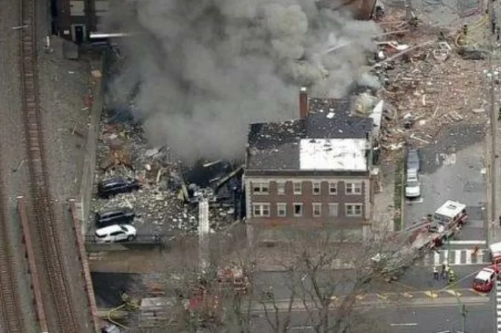 Ascienden a siete los muertos por una explosión en una fábrica de chocolates