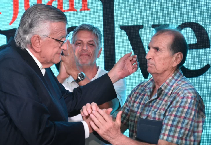 El PTP “ayudará” a Gioja con candidatos propios