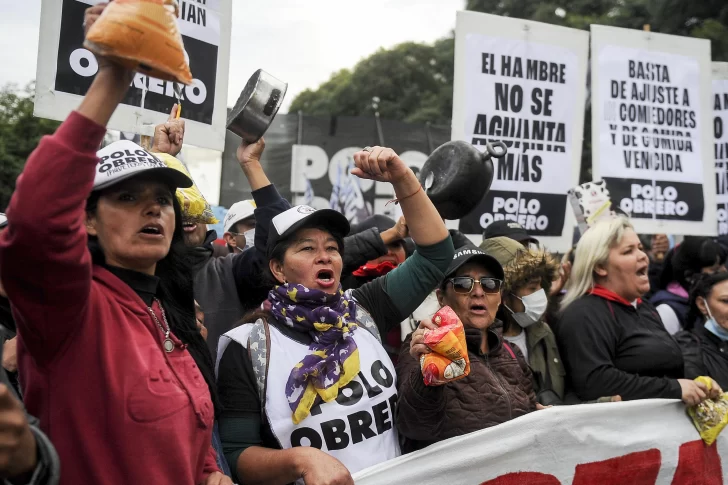 Violenta protesta piquetera