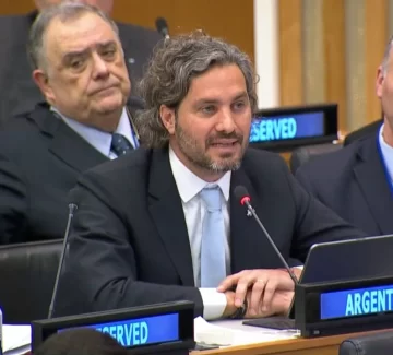 Cafiero anunció el fin de un pacto con el Reino Unido por Malvinas y pidió reiniciar la discusión por la soberanía Cafiero anunció el fin de un pacto con el Reino Unido por Malvinas y pidió reiniciar la discusión por la soberanía