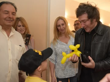 Siguen los cruces entre Javier Milei y la portavoz del Gobierno Nacional