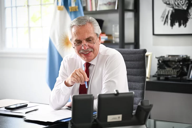 Alberto abre hoy el foro que volverá a poner en primer plano a Cristina