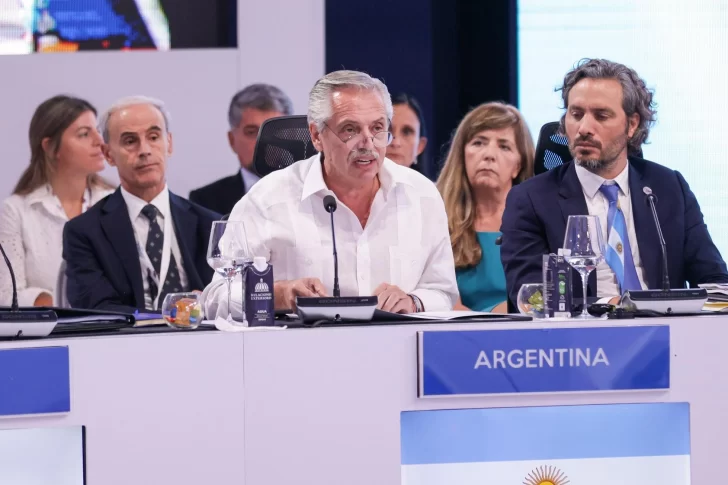 Otro fuerte embate de Alberto al FMI por sus “tasas abusivas”