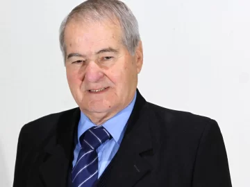 “Pepe” Camacho jugará por SJxT en Chimbas y competirá con su hijo Mauricio “Pepe” Camacho jugará por SJxT en Chimbas y competirá con su hijo Mauricio