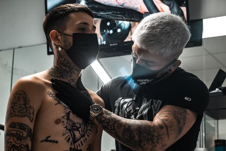 El sanjuanino que usa la tecnología para revolucionar el mundo del tatuaje en España El sanjuanino que usa la tecnología para revolucionar el mundo del tatuaje en España