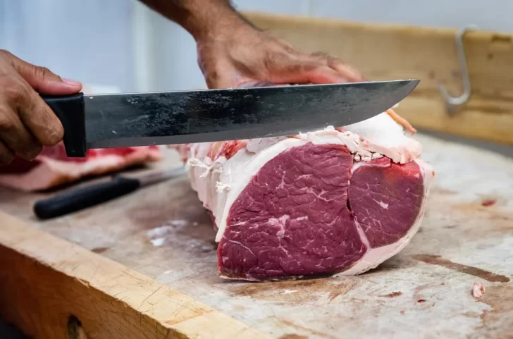 Comienza a regir el reintegro por compras con débito en carnicerías: cómo funciona Comienza a regir el reintegro por compras con débito en carnicerías: cómo funciona