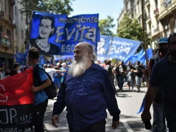 La Coalición Cívica denunció el desvío de $4000 millones a cooperativas del Movimiento Evita La Coalición Cívica denunció el desvío de $4000 millones a cooperativas del Movimiento Evita