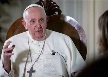 Francisco y su mediación en la guerra: “Quiero ir a Kiev, pero con la condición de ir a Moscú” Francisco y su mediación en la guerra: “Quiero ir a Kiev, pero con la condición de ir a Moscú”