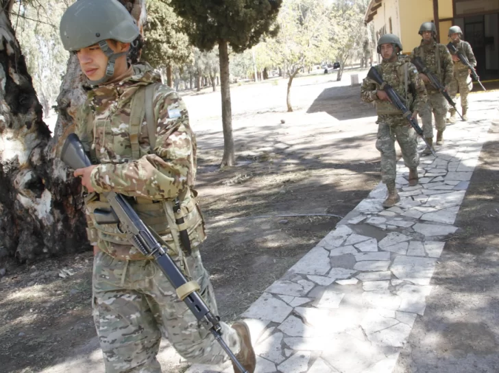 Convocan a jóvenes sanjuaninos que quieran ser soldados voluntarios: cómo inscribirse