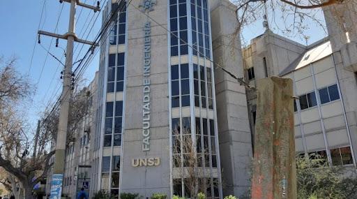 Alumnos que terminan la secundaria tendrán dos días para visitar la Facultad de Ingeniería Alumnos que terminan la secundaria tendrán dos días para visitar la Facultad de Ingeniería