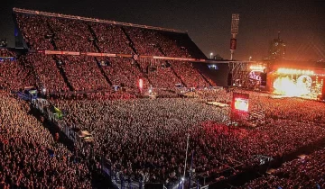 Lali Espósito hizo historia en Vélez con su Disciplina Tour Lali Espósito hizo historia en Vélez con su Disciplina Tour