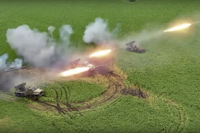 Ucrania derribó 34 misiles rusos tras un bombardeo masivo que dejó al menos 5 muertos Ucrania derribó 34 misiles rusos tras un bombardeo masivo que dejó al menos 5 muertos