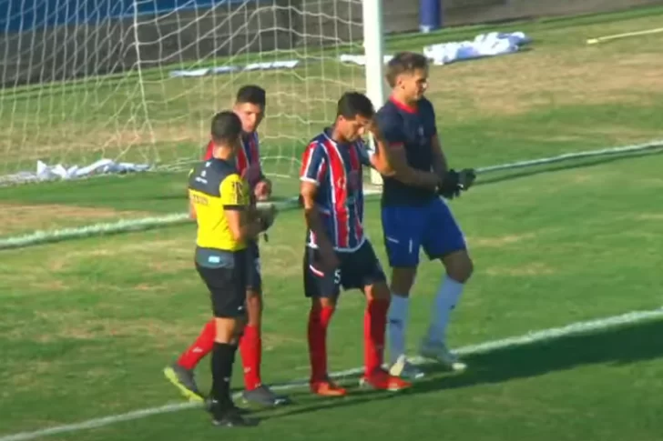Peñarol igualó con Estudiantes de San Luis en Chimbas en su segunda presentación