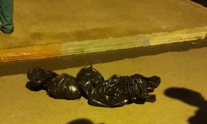 Ecuador: una guerra entre bandas criminales dejó tres decapitados y la Policía halló sus restos en plena calle Ecuador: una guerra entre bandas criminales dejó tres decapitados y la Policía halló sus restos en plena calle