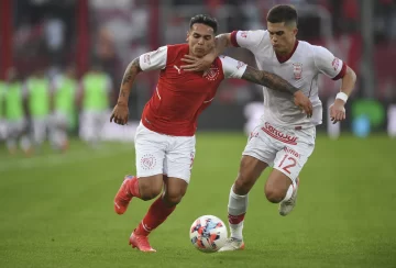 Independiente goleó a Huracán y lo dejó afuera de la fase final del torneo Independiente goleó a Huracán y lo dejó afuera de la fase final del torneo
