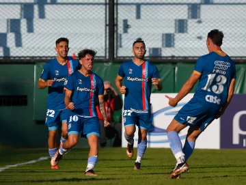 Agónica victoria de Arsenal ante Unión en la lucha por el descenso Agónica victoria de Arsenal ante Unión en la lucha por el descenso