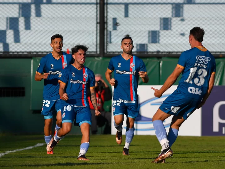 Agónica victoria de Arsenal ante Unión en la lucha por el descenso Agónica victoria de Arsenal ante Unión en la lucha por el descenso