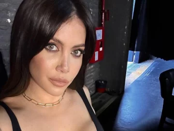 Wanda Nara y una foto frente al espejo que dejó mucho para ver Wanda Nara y una foto frente al espejo que dejó mucho para ver