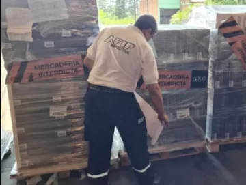 La AFIP incautó en Misiones vinos de alta gama valuados en conjunto en más de $16 millones La AFIP incautó en Misiones vinos de alta gama valuados en conjunto en más de $16 millones