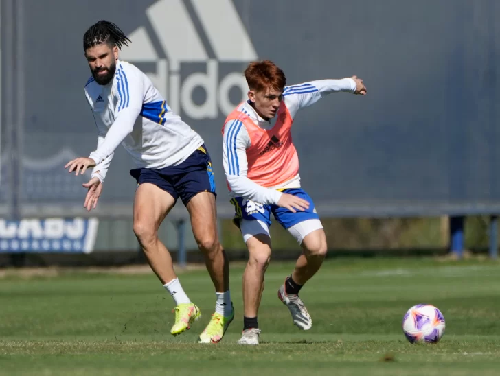 Almirón hizo ocho cambios en la práctica de fútbol: un juvenil de la Reserva fue titular Almirón hizo ocho cambios en la práctica de fútbol: un juvenil de la Reserva fue titular