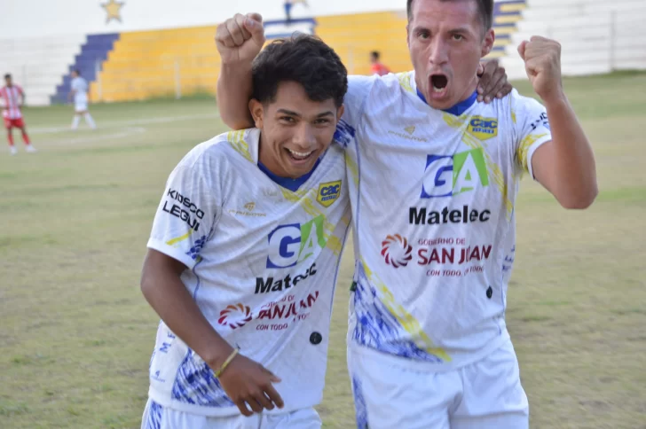 Colón provocó un cimbronazo: aprovechó el traspié de los líderes y alcanzó la punta Colón provocó un cimbronazo: aprovechó el traspié de los líderes y alcanzó la punta